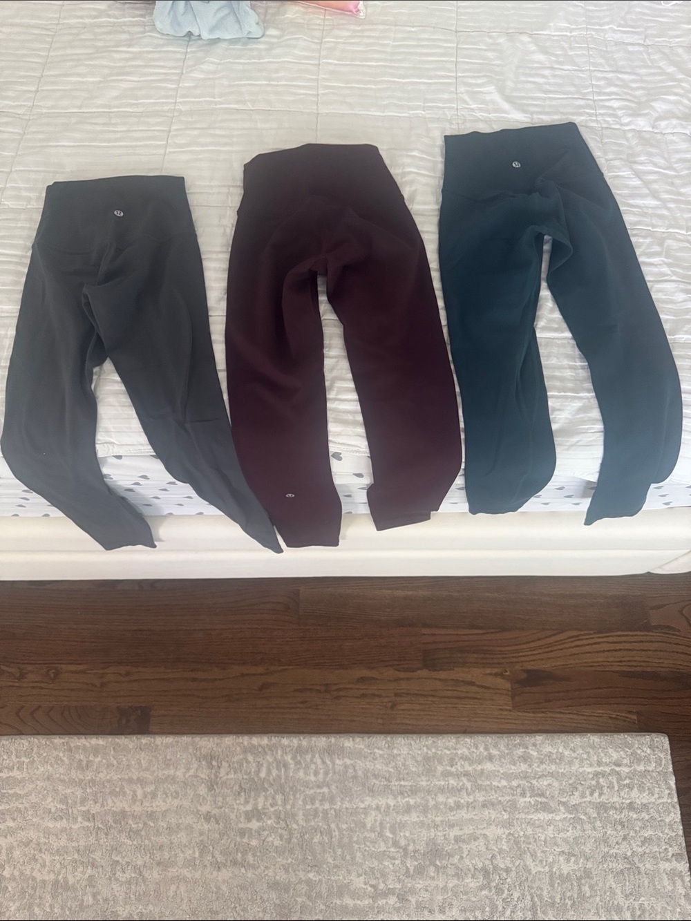 Lululemon leggings. 2 Align and 1 wunderunder
Size 0